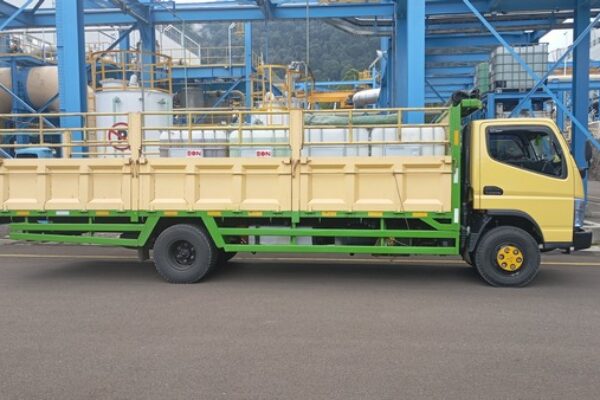 Foto - PT. Triputra Mitra Nusantara - Pengiriman dengan Truk - 1